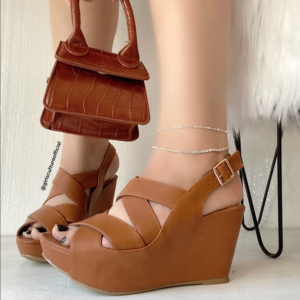 Tan Back Strap Platform Wedges